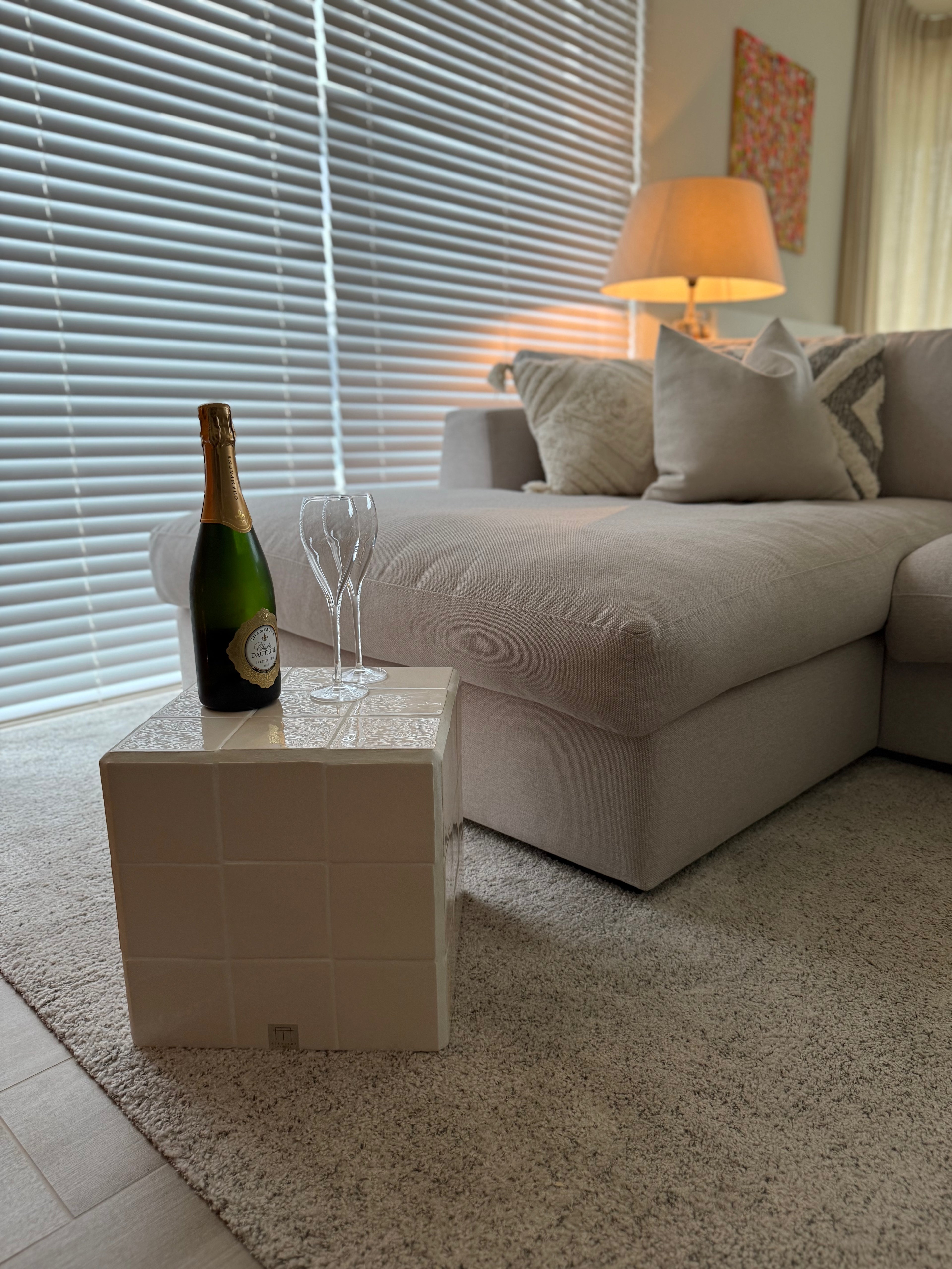 steyart tegeltafel tiledcube belgiandesign interior eyecatcher interieur furniture handcrafted uniekinterieur