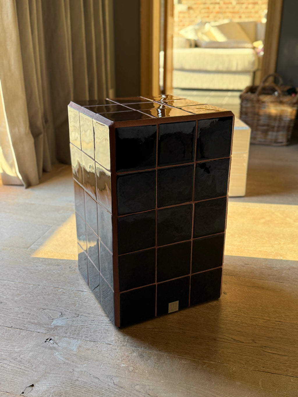 steyart tegeltafel tiledcube belgiandesign interior eyecatcher interieur furniture handcrafted uniekinterieur