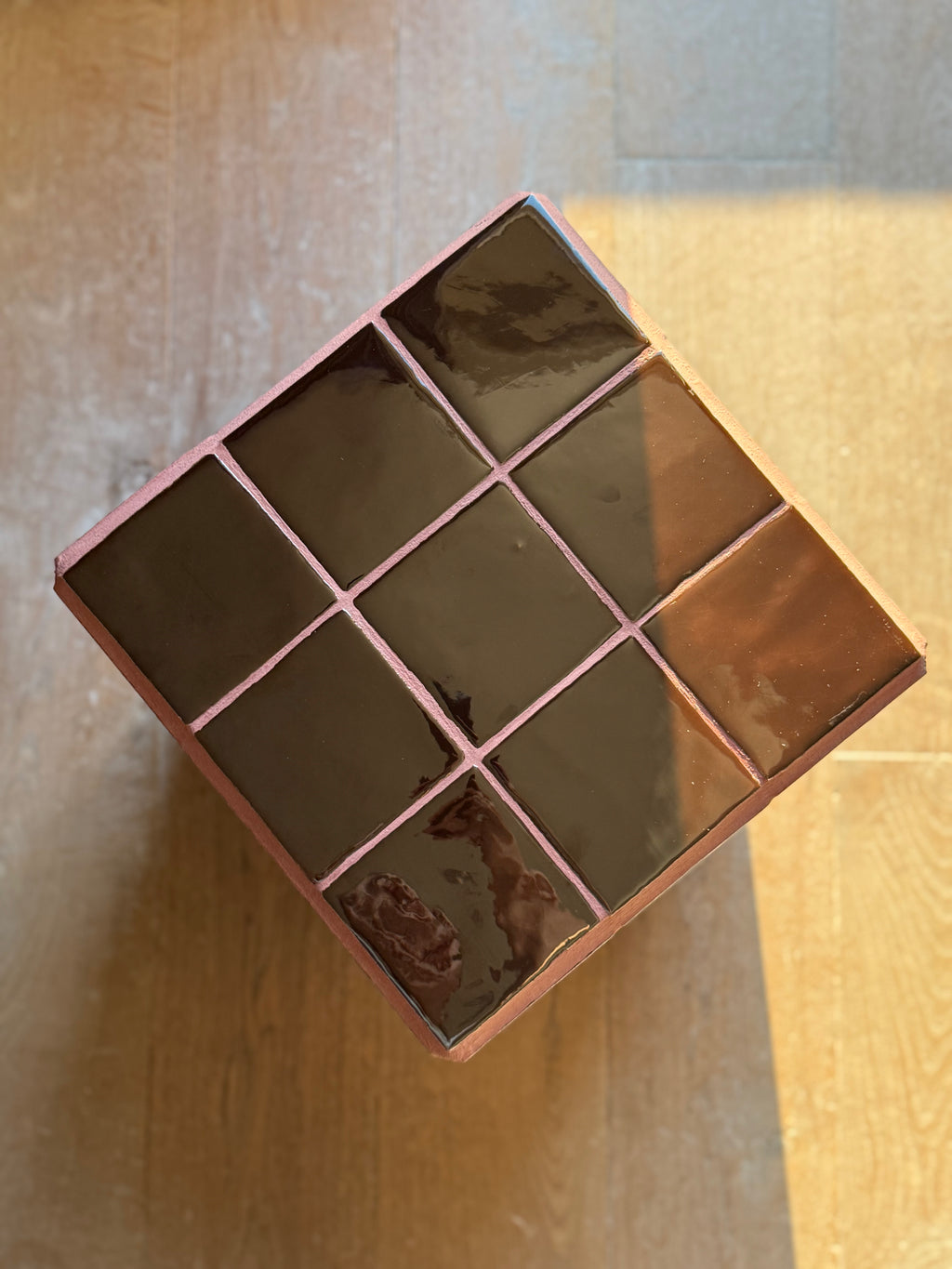 steyart tegeltafel tiledcube belgiandesign interior eyecatcher interieur furniture handcrafted uniekinterieur